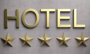 Co oznaczają gwiazdki w hotelu? Zrozum ich znaczenie i standardy