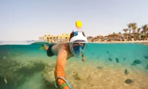 Ile trwa lot do Marsa Alam? Czas podróży z Katowic bez zaskoczeń