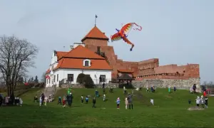 Zamek w Liwie: Fascynująca historia i atrakcje, które musisz poznać