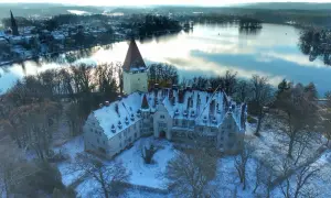 Pałac w Gliśnie: Historia, architektura i tajemnice tego miejsca