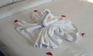 Jak składać ręczniki w hotelu, aby zachwycić gości i zwiększyć komfort