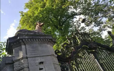 Pałac w Stolcu Zachodniopomorskim: Historia i tajemnice tej perły architektury