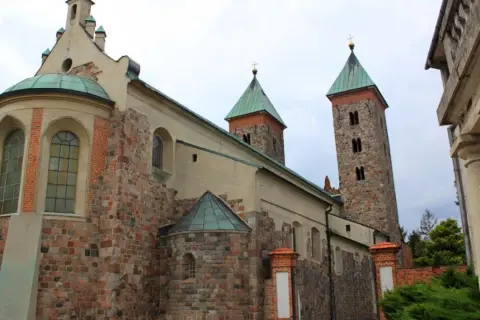 Czerwińsk nad Wisłą atrakcje, które zaskoczą każdego turystę