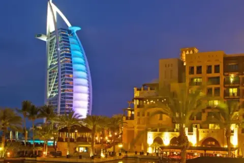 Ile kosztuje hotel w Dubaju? Ceny, które mogą Cię zaskoczyć