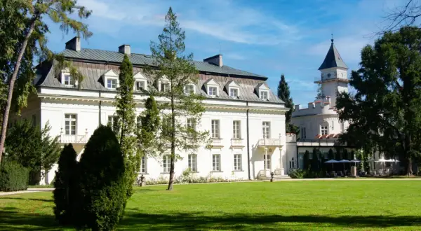 Pałac w Radziejowicach: tajemnice historii i architektury, które zachwycają