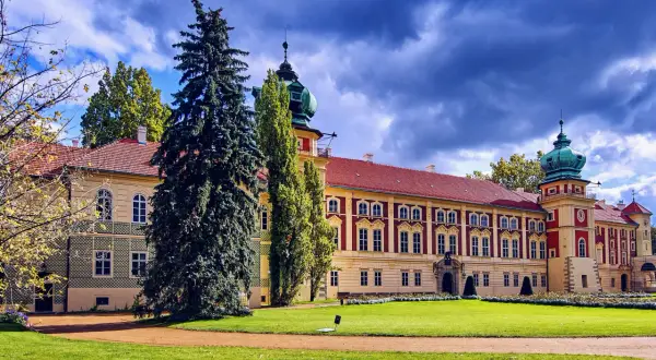 Muzeum zamek w Łańcucie - odkryj fascynującą historię i atrakcje