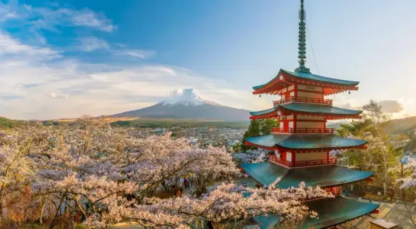 Ile trwa lot z Polski do Japonii? Poznaj zaskakujące fakty o czasie podróży