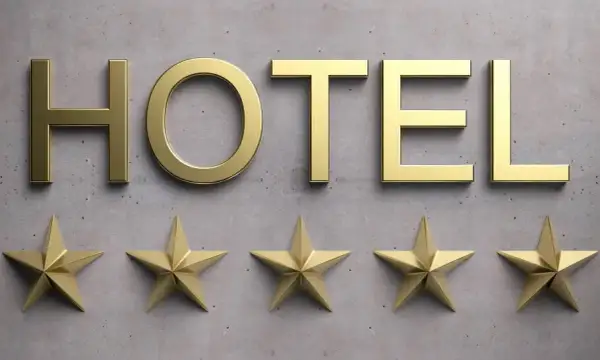 Co oznaczają gwiazdki w hotelu? Zrozum ich znaczenie i standardy